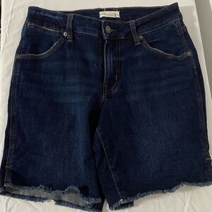 Maurices M Jeans Denim Shorts 
Size 6